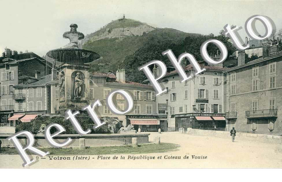 Place de la Republique et Coteau Vouise