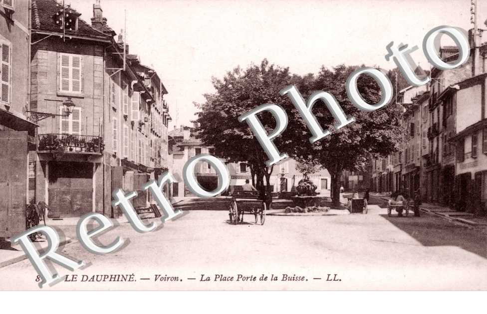 la Place Porte de la Buisse, Le Dauphine