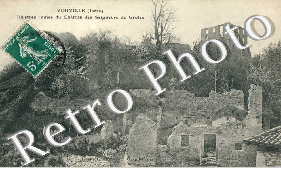 Ruines du Chateau des Seigneurs de Grolee