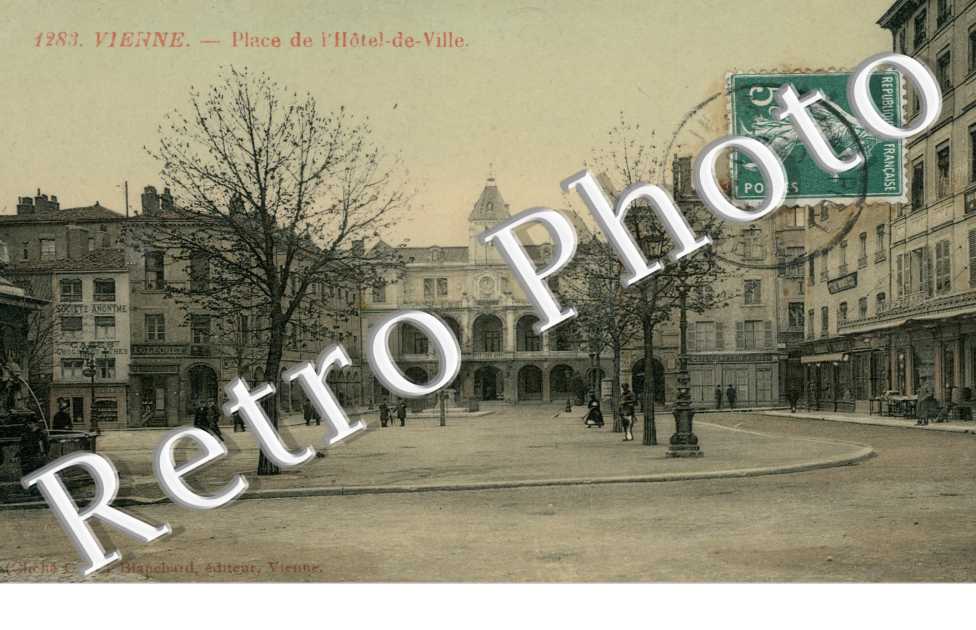Place de l'Hotel-de-Ville