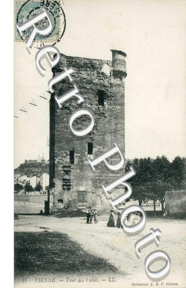 Tour des Valois