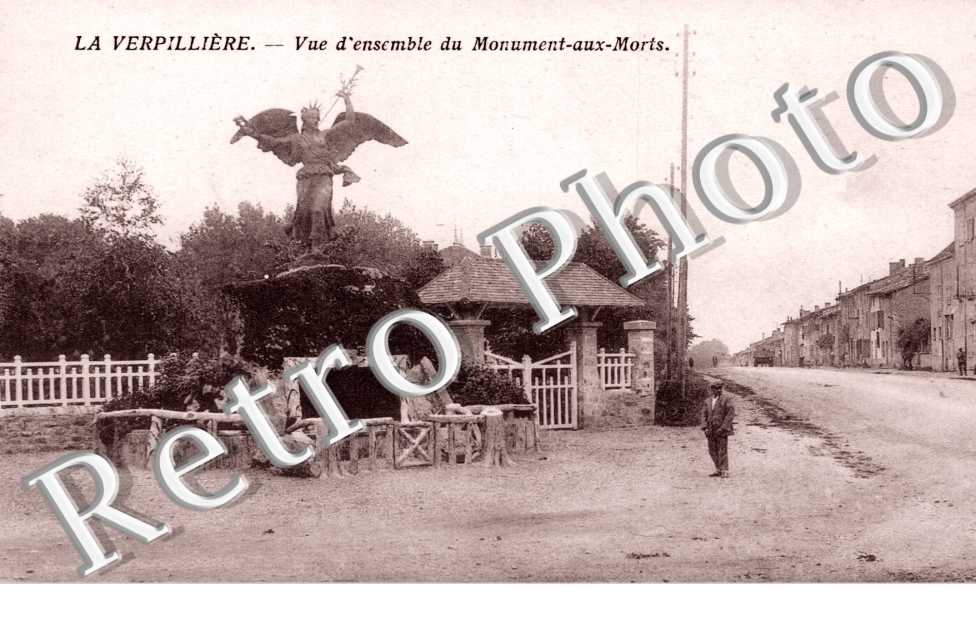 Le Monument aux Morts