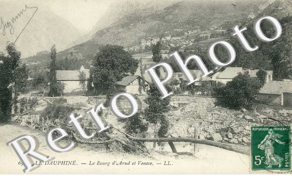 le bourg d'Arud et Venosc
