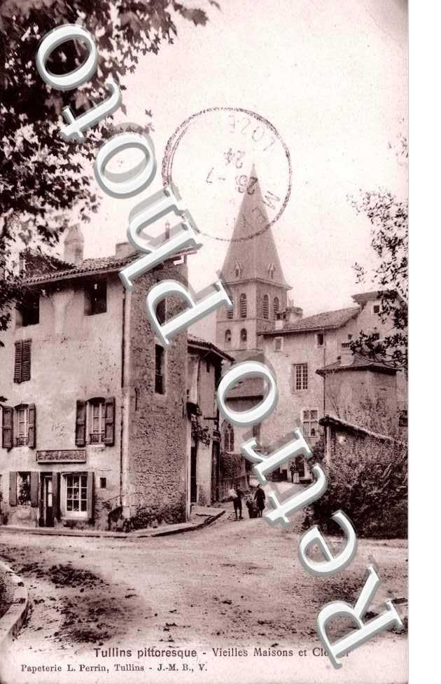Vieilles Maisons et Clocher