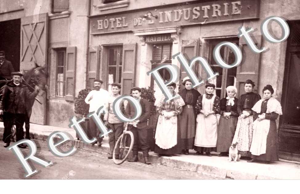 Hotel de l'Industrie et son Personnel