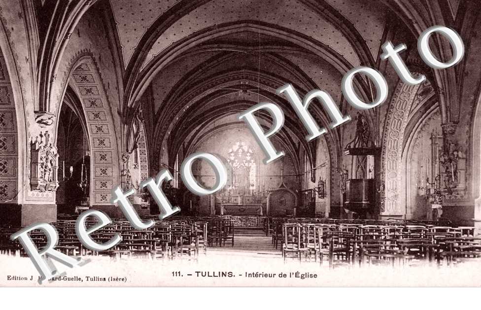Interieur de l'eglise