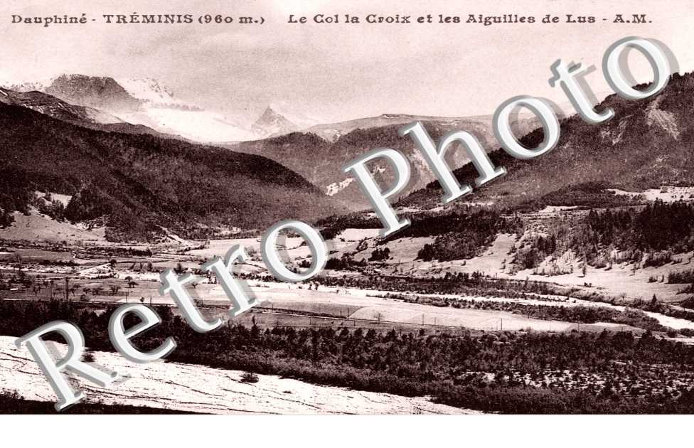 Le Col de la Croix et les Aiguilles de Lus