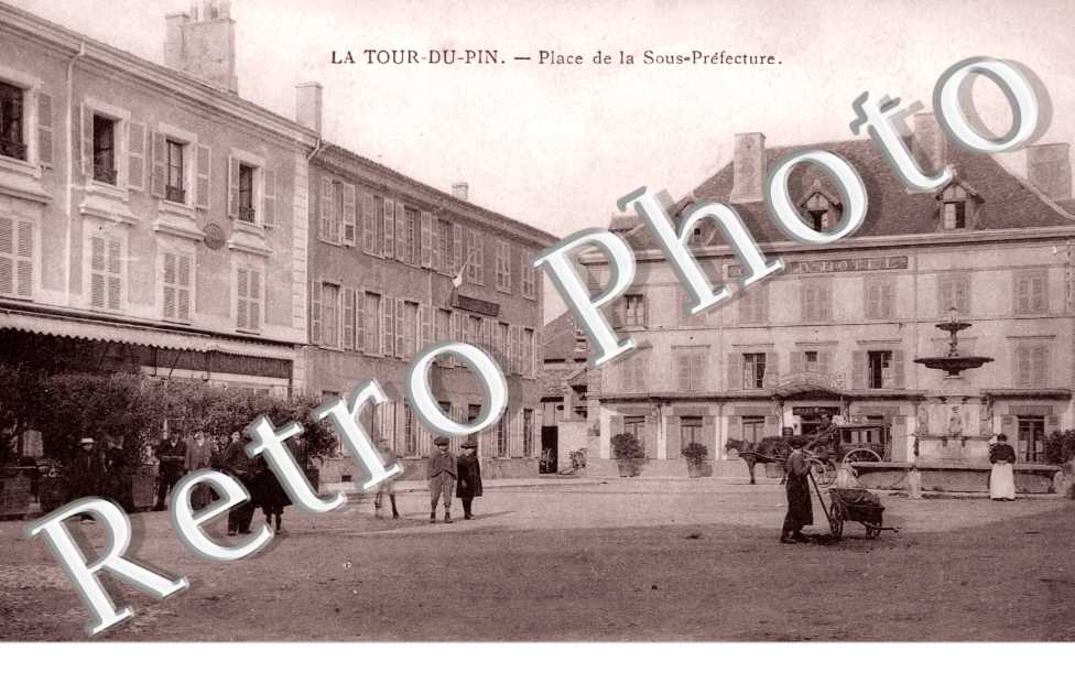 la Place de la Sous-Prefecture