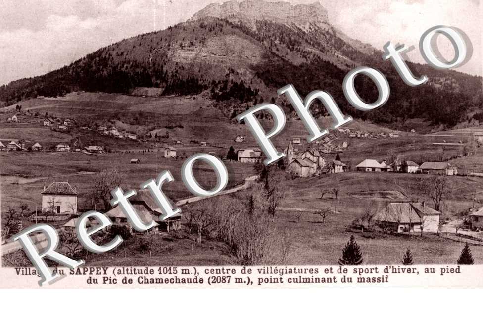 Village du Sappey au pied du pic de Chamechaude