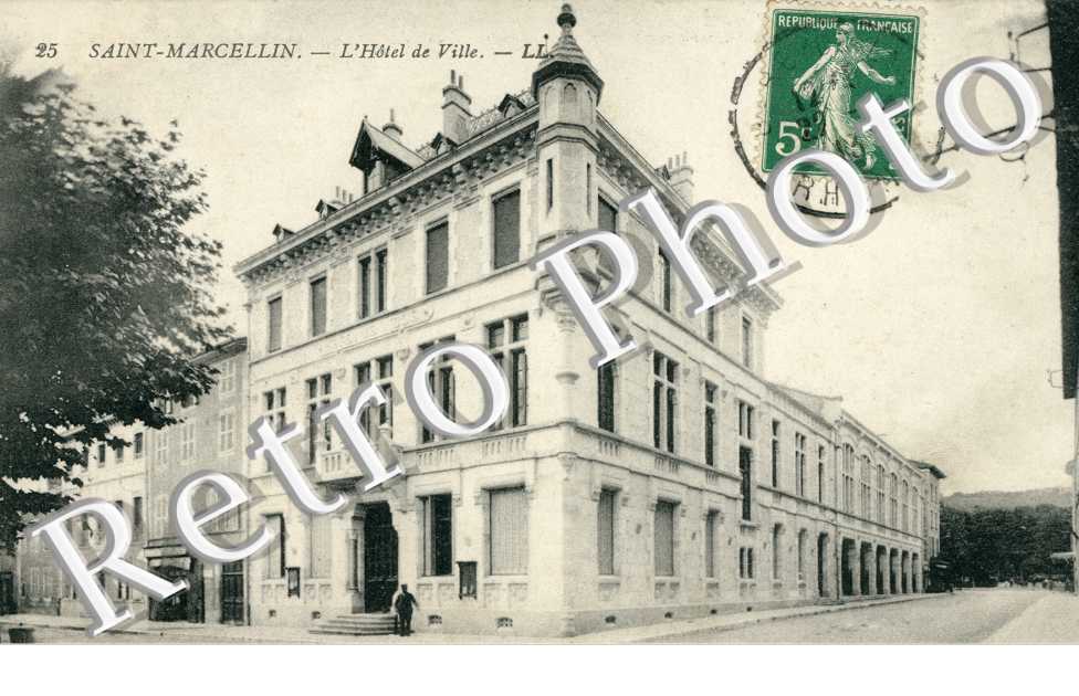 L'Hotel de Ville