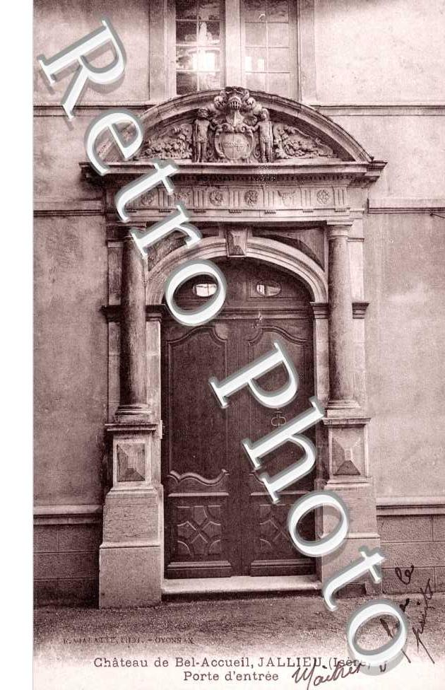 le chateau  Porte d'entree