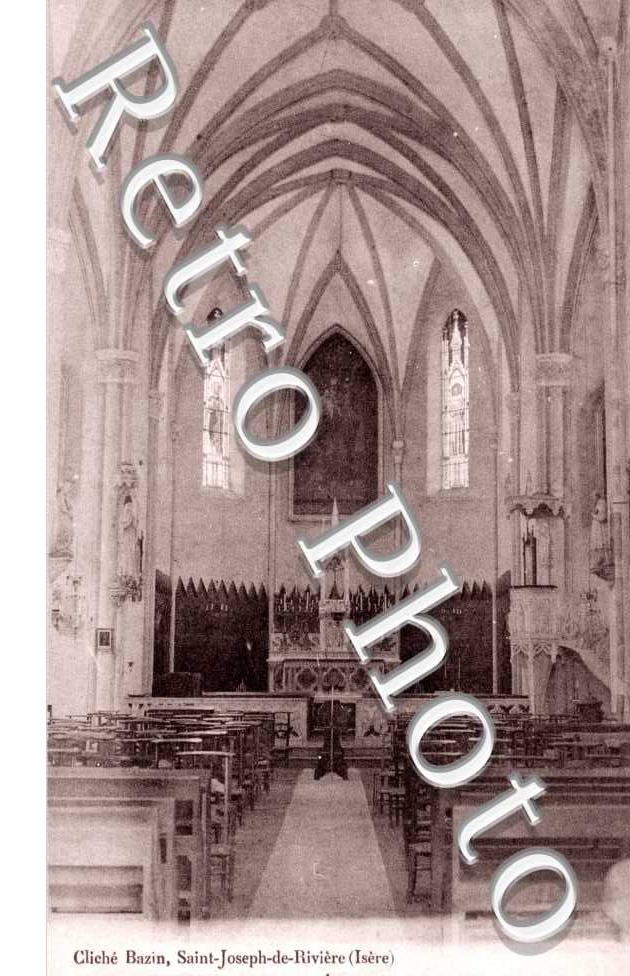 Interieur de l'Eglise