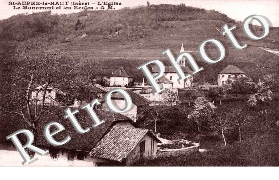 L'Eglise, le Monument et les Ecoles