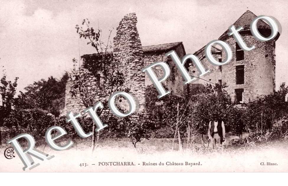 Ruines du Château Bayard