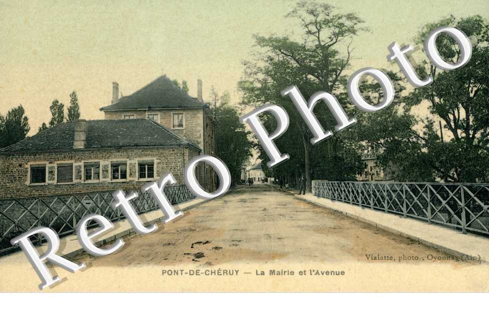 la Mairie et l'Avenue