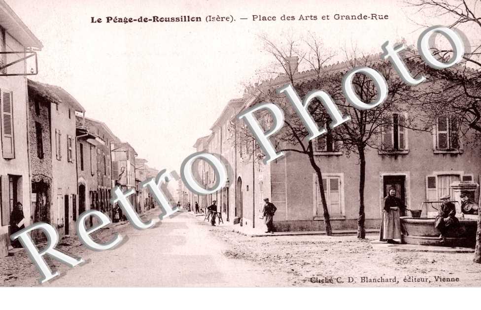 Place des Arts et Grande Rue