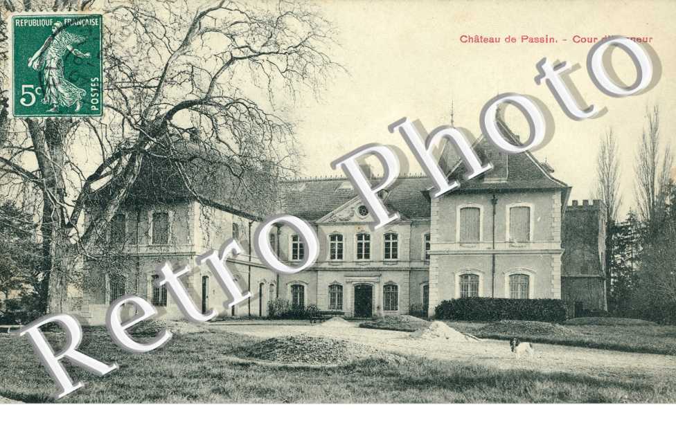 le chateau, cour d'honneur