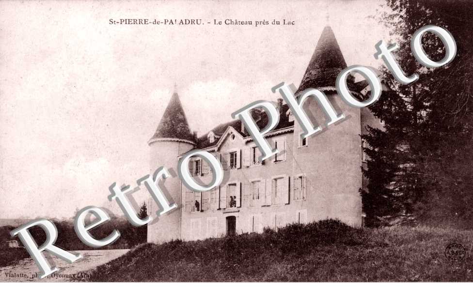 Chateau pres du Lac