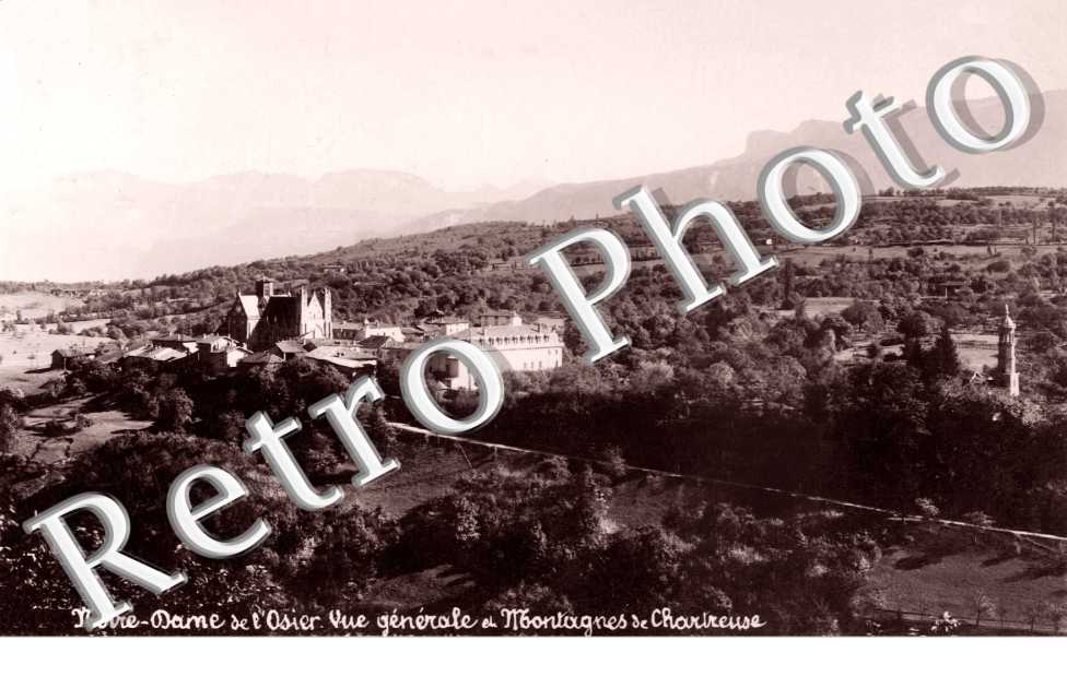 Vue Generale et Montagnes de Chartreuse