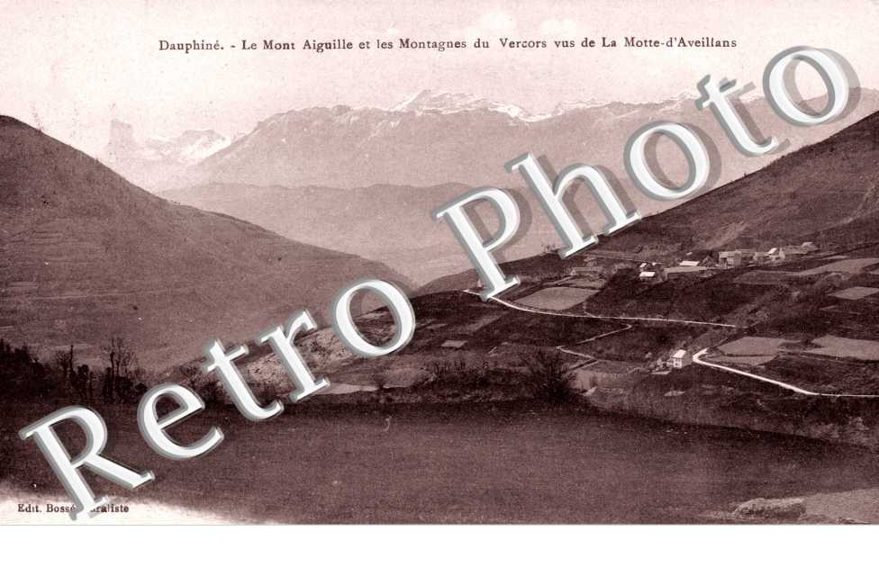 le Mont Aiguille et les Montagnes du Vercors vus de la Motte-d'Aveillans