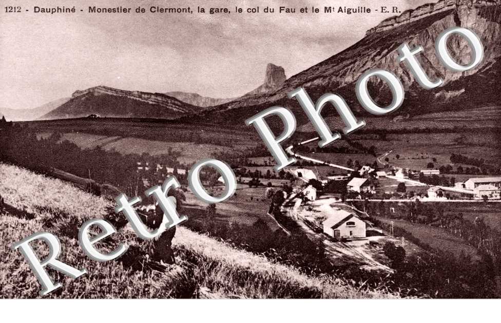 La Gare, le Col de Fau et le mont Aiguille