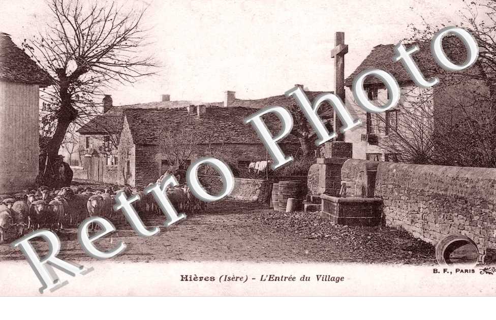 l'entree du village