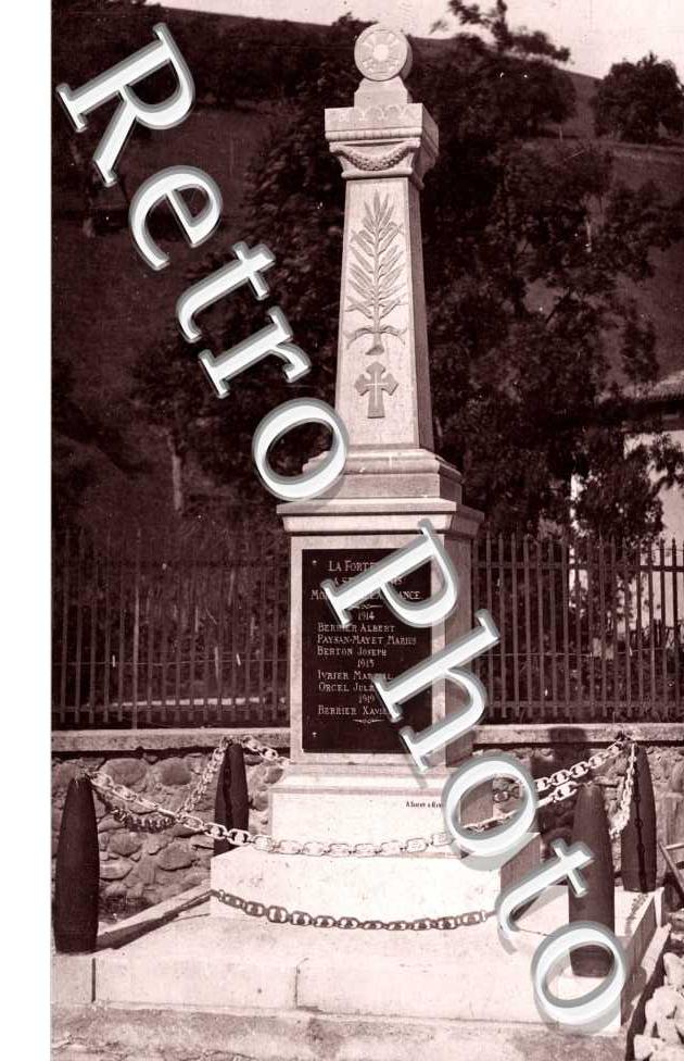 Le Monument aux Morts