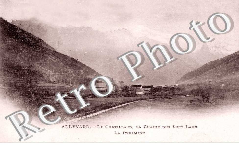 Allevard, le Curtillard, la chaine des Sept-Laux, la pyramide