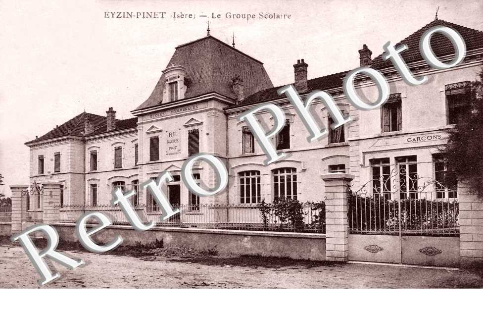 le groupe scolaire