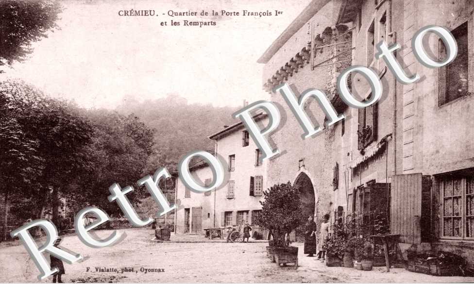 Quartier de la Porte de Francois Ier et les Remparts