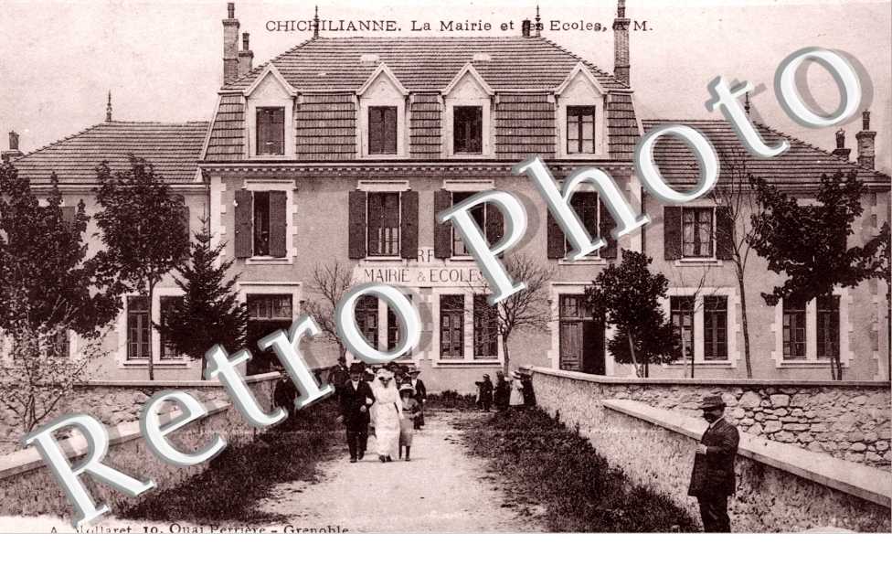 La Mairie et les Ecoles