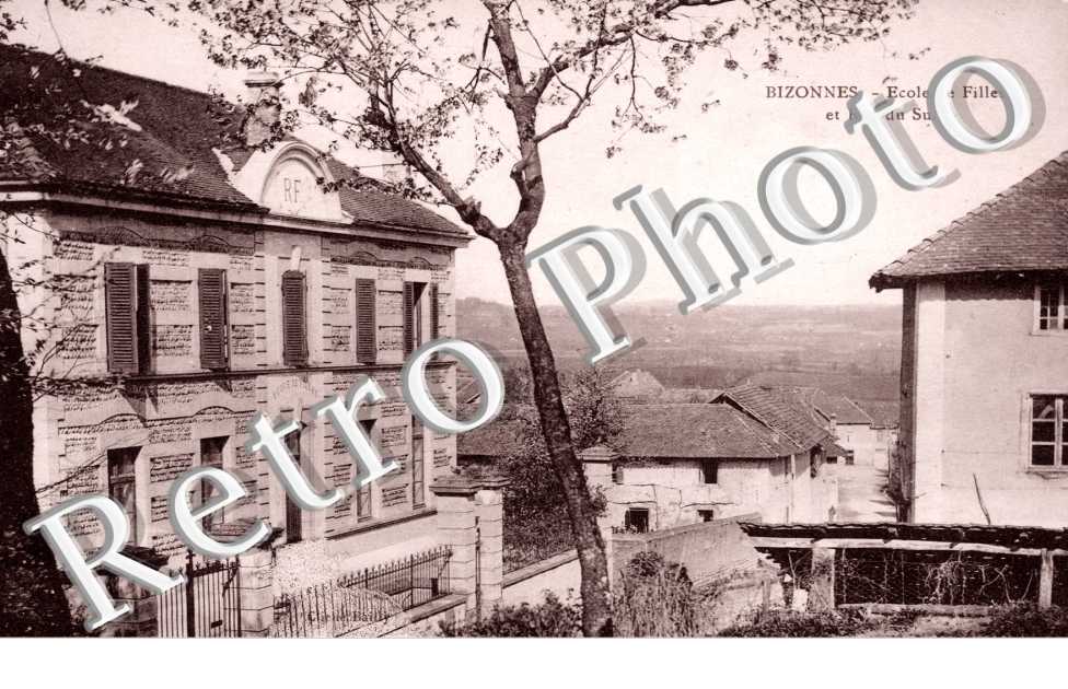 Ecole de Filles et Rue du Suaz