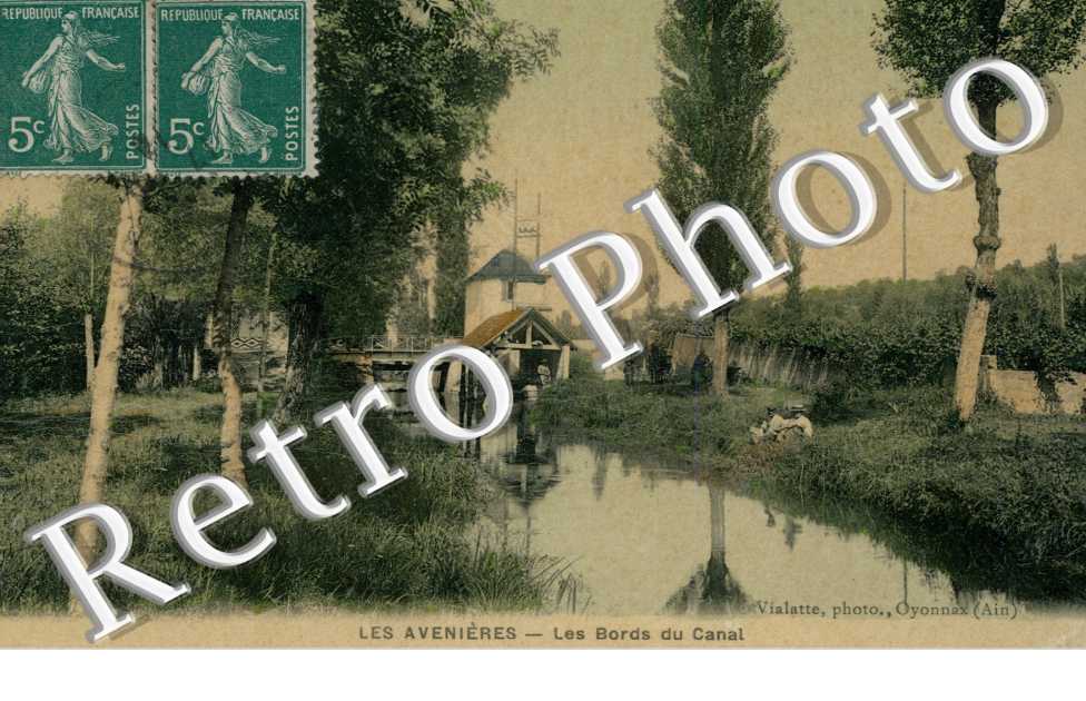 Les Bords du Canal