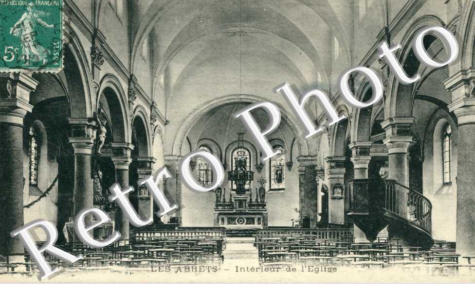 Interieur de l'Eglise