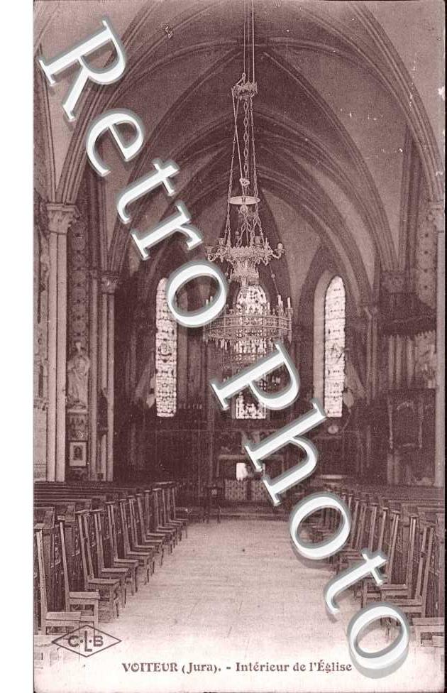 Interieur de l'eglise