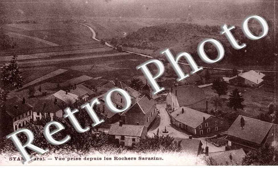 Vue prise depuis les Rochers Sarazins