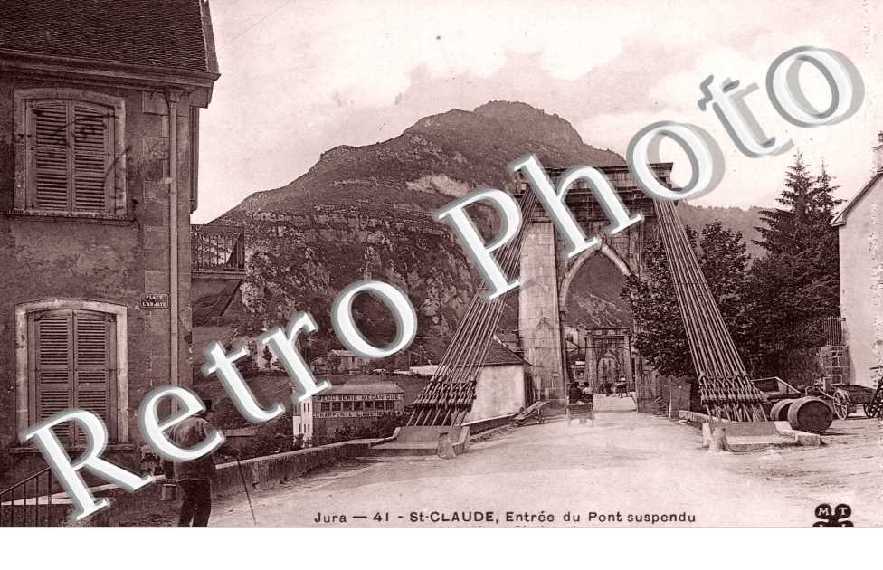 entreee du Pont suspendu