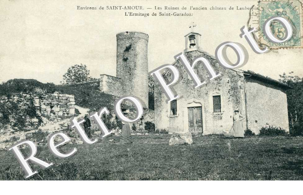les ruines de l'ancien chateau de laubespin, l'ermitage de saint garadoz