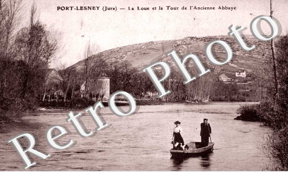LA Loue et Tour de l'ancienne Abbaye