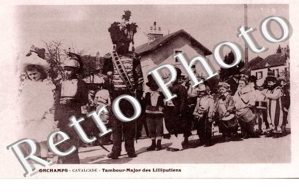 cavalcade, tambour major des liliputiens