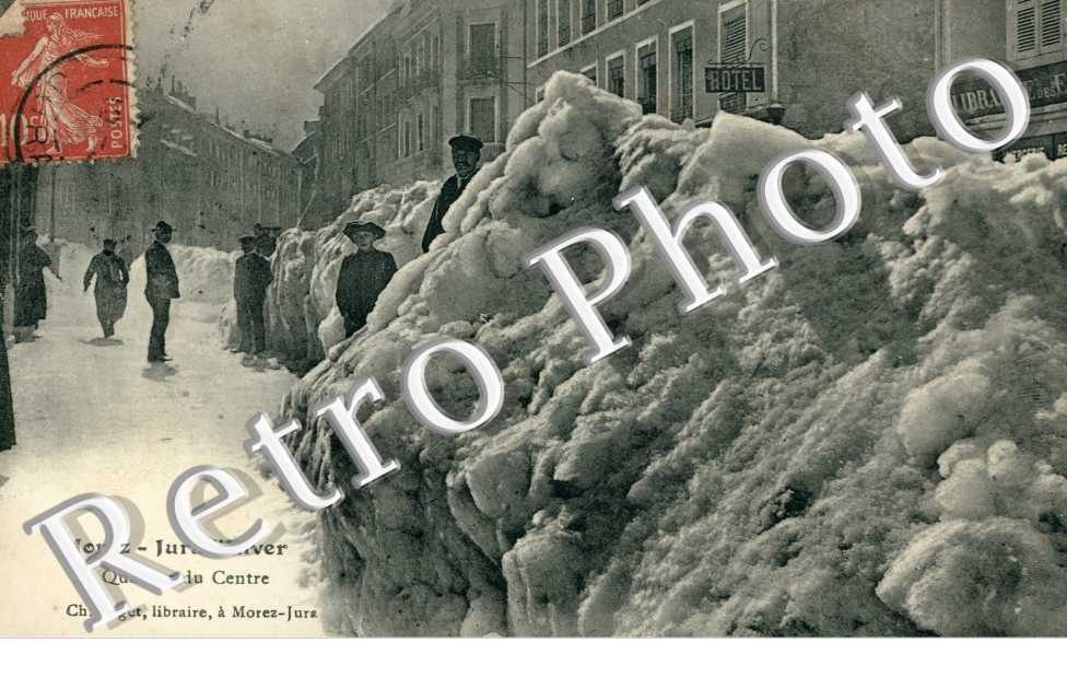 quartier du centre sous la neige