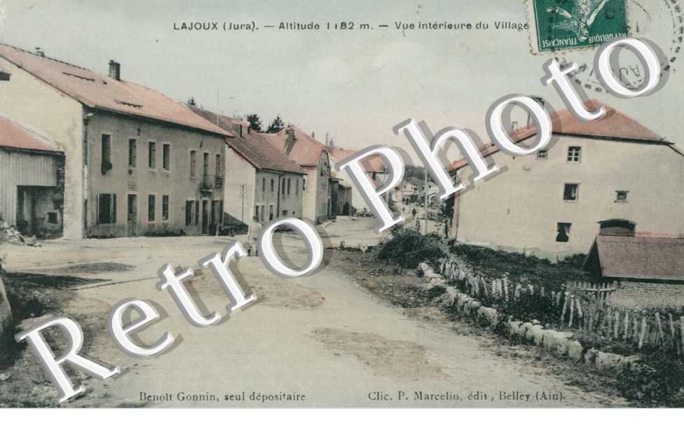 Vue interieure du village