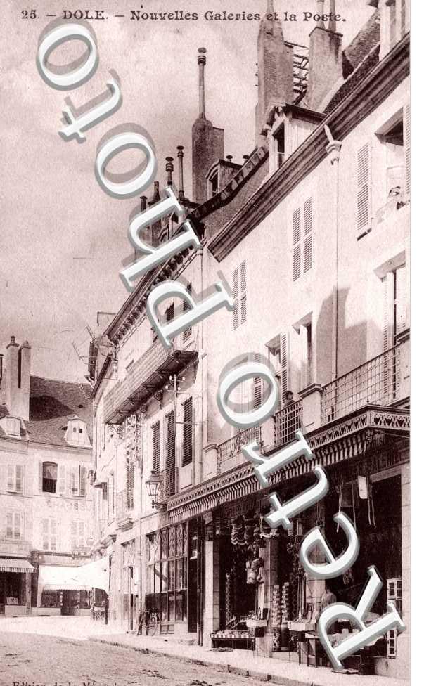 Nouvelles Galeries et la Poste