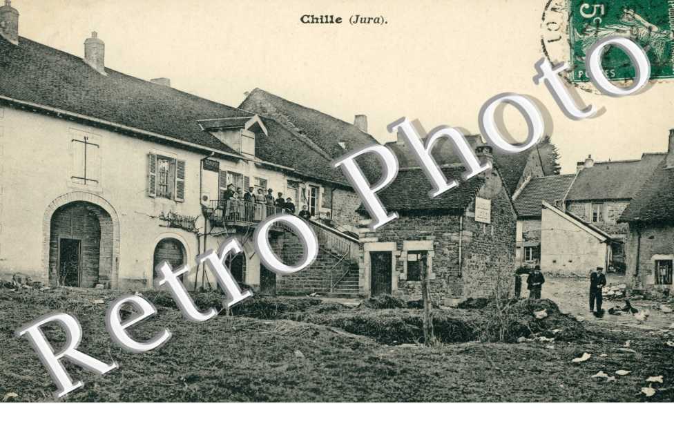 (Le Village)