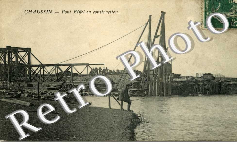 Pont Eiffel en construction
