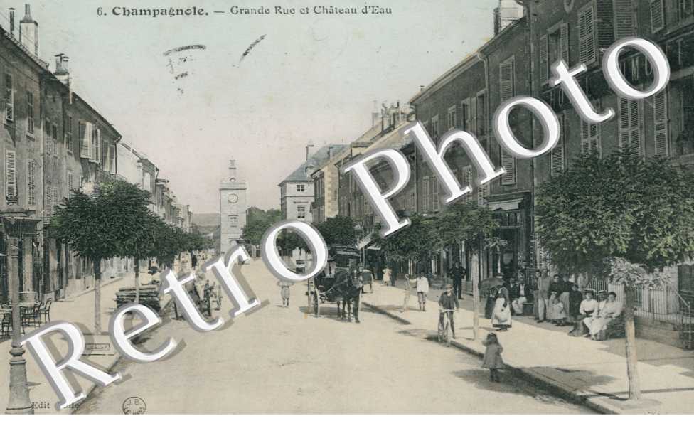 Grande Rue et Chateau d'Eau