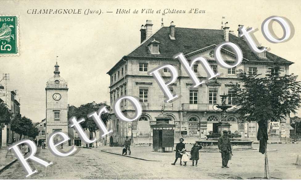 hotel de ville et chateau d'eau