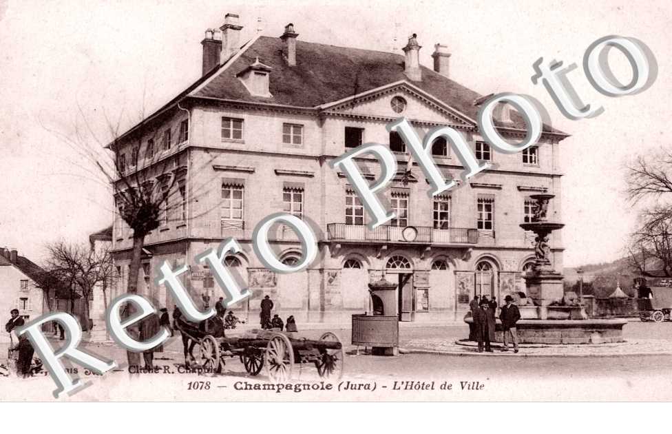 L'Hotel de Ville
