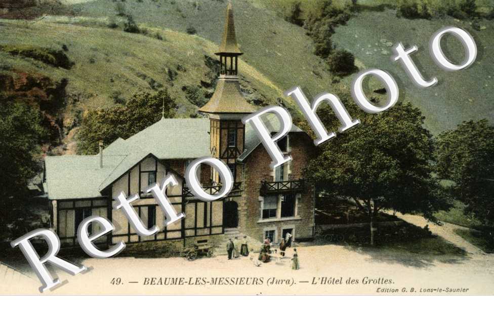 l'hotel des grottes (couleur)