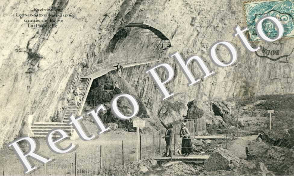 grotte et la passerelle